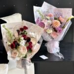Artisan Vase‑Style Floral Wrapping Paper - Image 3